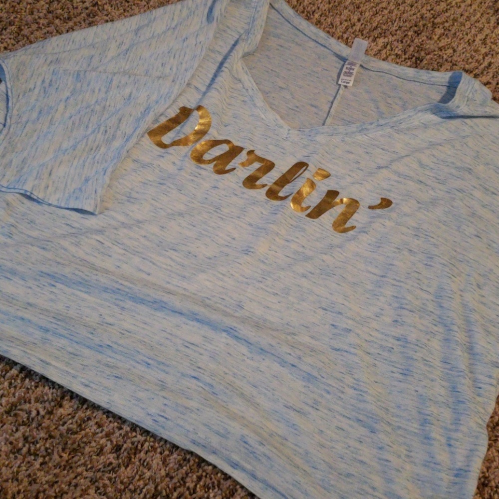 Darlin flowy tee
